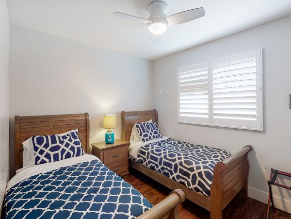 San Diego Beach Communities North Home 1028485