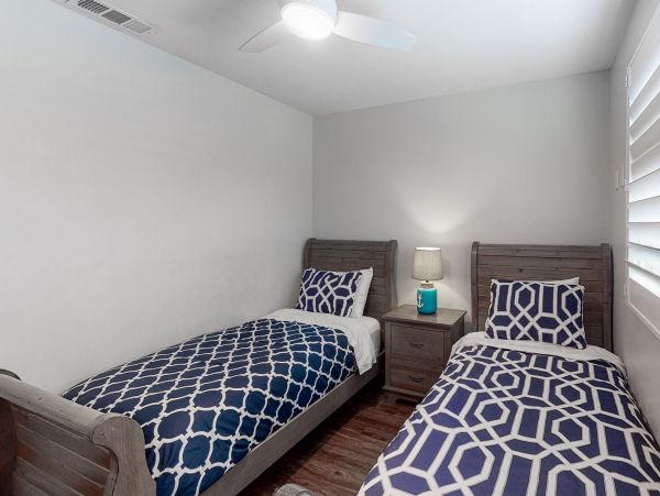San Diego Beach Communities North Home 1028485