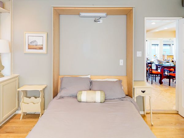 San Diego Beach Communities North Home 1028486