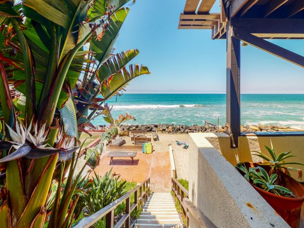San Diego Beach Communities North Home 1028486
