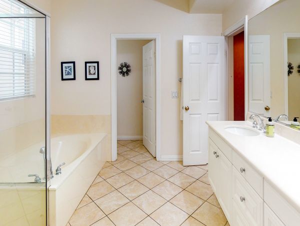 San Diego Beach Communities North Home 1028487