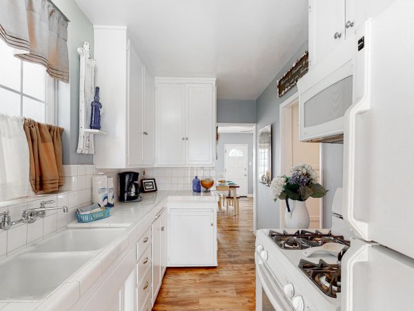 San Diego Beach Communities North Home 1028488