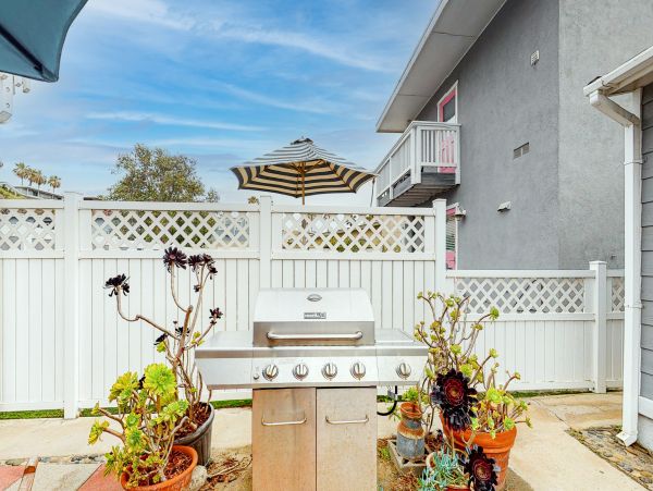 San Diego Beach Communities North Home 1028488