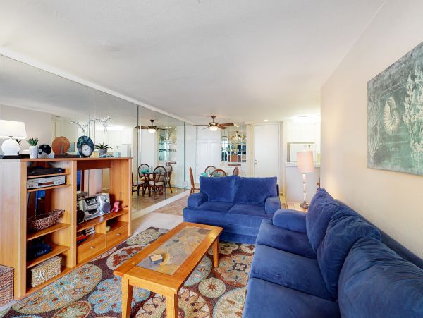 San Diego Beach Communities North Home 1028489
