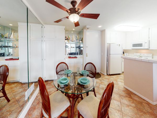 San Diego Beach Communities North Home 1028489