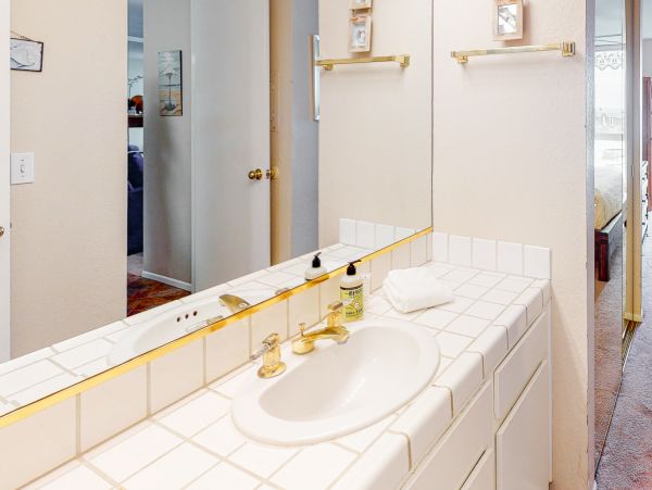 San Diego Beach Communities North Home 1028489
