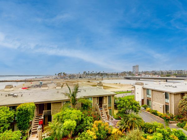 San Diego Beach Communities North Home 1028489