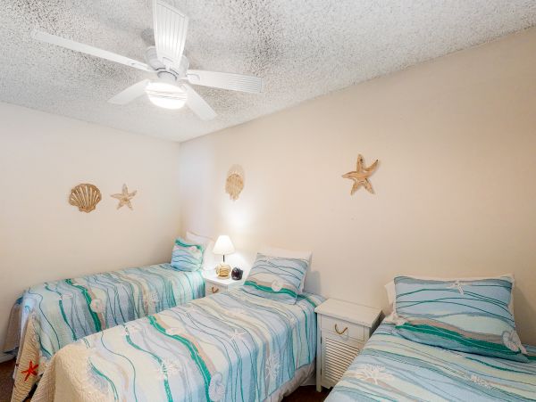 San Diego Beach Communities North Home 1028490