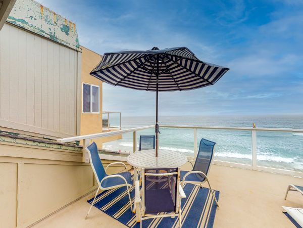 San Diego Beach Communities North Home 1028490