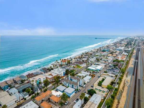 San Diego Beach Communities North Home 1028491