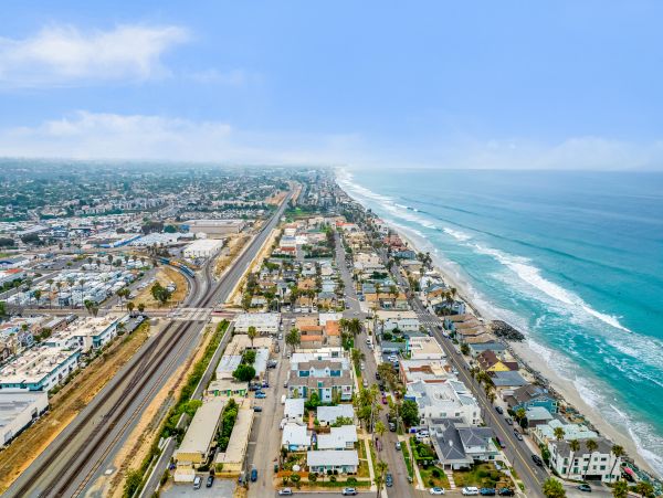 San Diego Beach Communities North Home 1028491