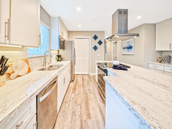San Diego Beach Communities North Home 1028494