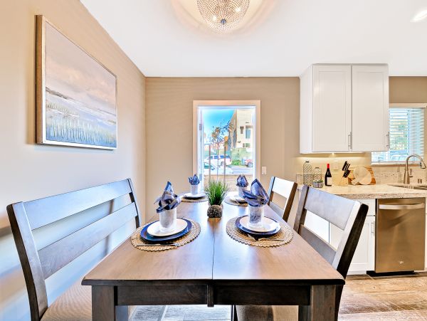 San Diego Beach Communities North Home 1028494