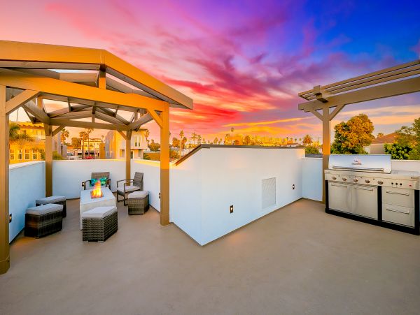 San Diego Beach Communities North Home 1028494