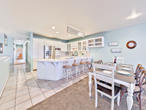 San Diego Beach Communities North Home 1028495