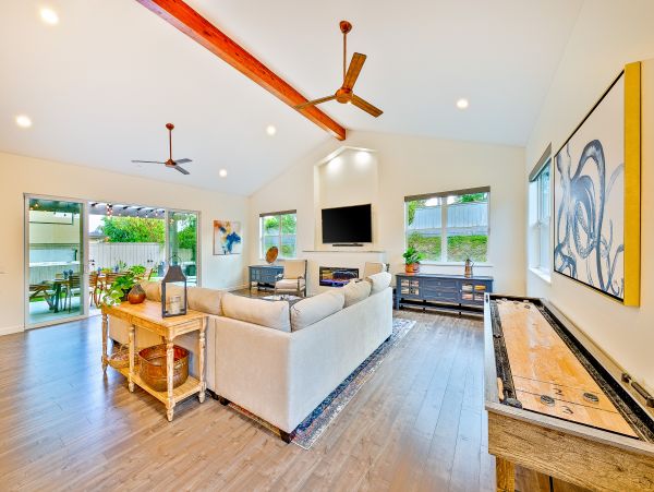San Diego Beach Communities North Home 1028496