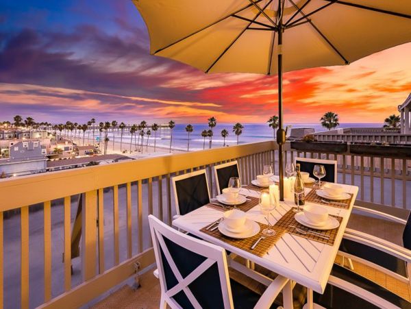 San Diego Beach Communities North Home 1028498