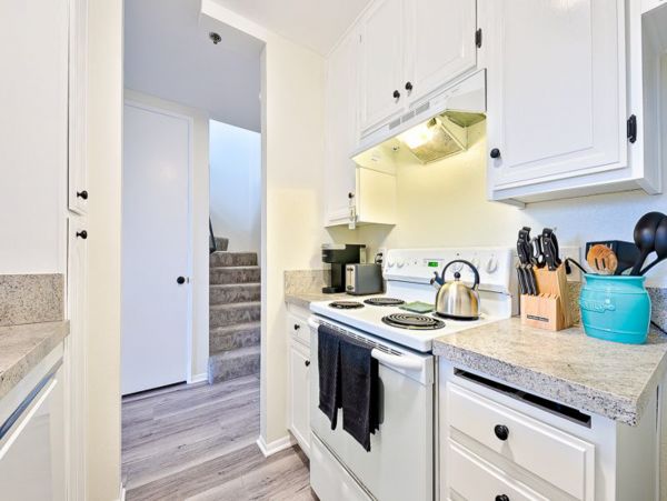 San Diego Beach Communities North Home 1028498
