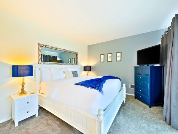 San Diego Beach Communities North Home 1028498