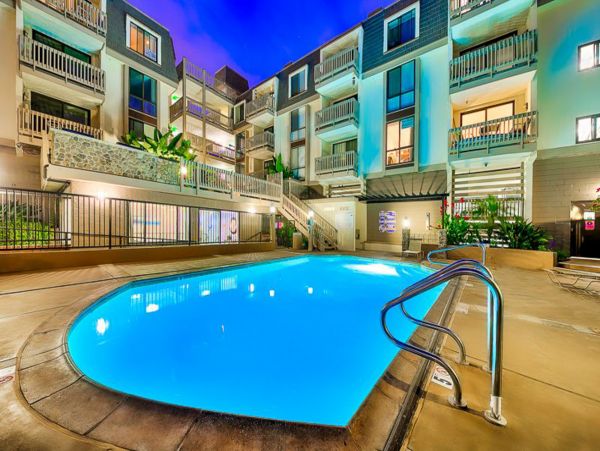 San Diego Beach Communities North Home 1028498