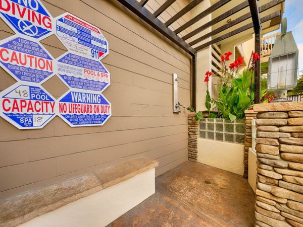 San Diego Beach Communities North Home 1028498