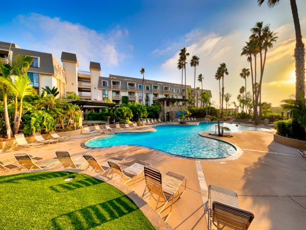 San Diego Beach Communities North Home 1028498