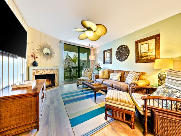 San Diego Beach Communities North Home 1028499