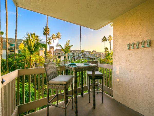 San Diego Beach Communities North Home 1028499