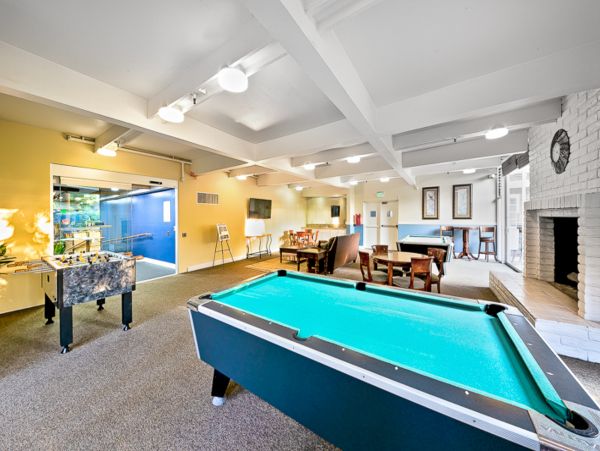 San Diego Beach Communities North Home 1028499