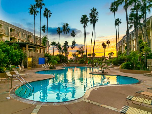San Diego Beach Communities North Home 1028499