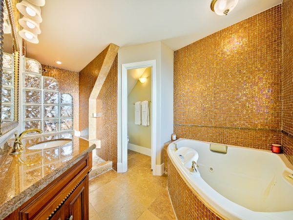 San Diego Beach Communities North Home 1028500
