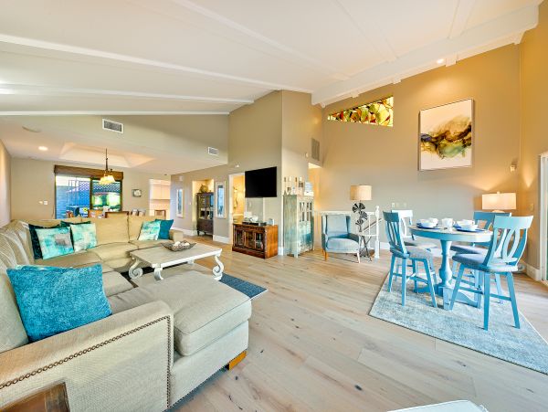 San Diego Beach Communities North Home 1028500
