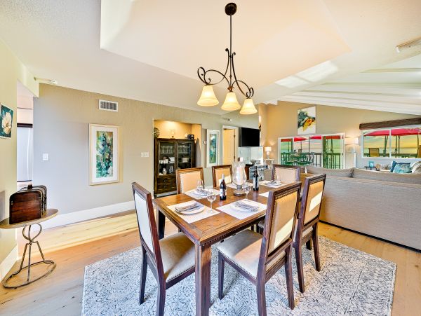 San Diego Beach Communities North Home 1028500