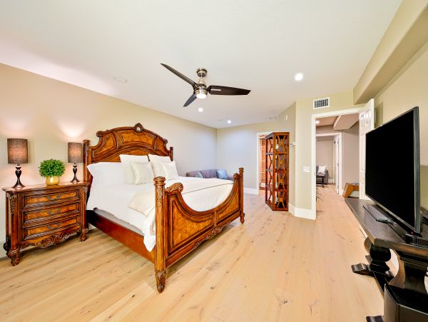 San Diego Beach Communities North Home 1028500