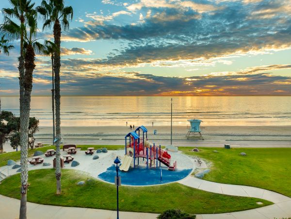 San Diego Beach Communities North Home 1028500