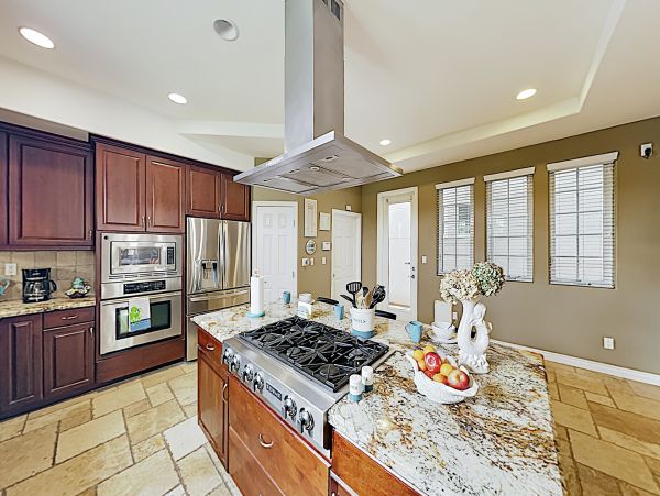 San Diego Beach Communities North Home 1028501