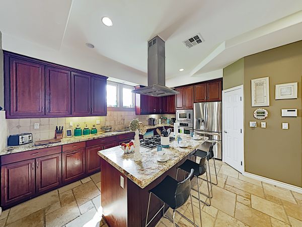San Diego Beach Communities North Home 1028501