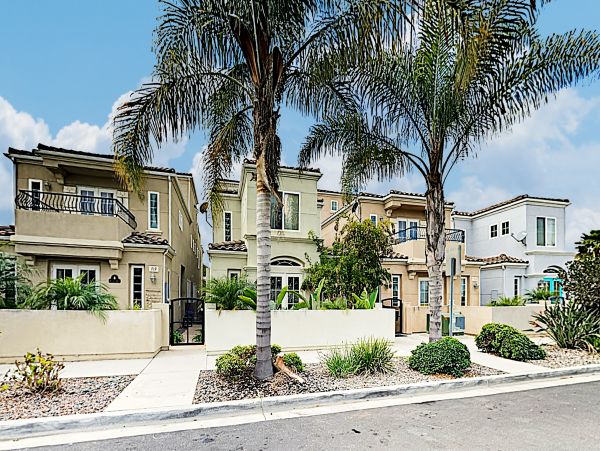 San Diego Beach Communities North Home 1028501