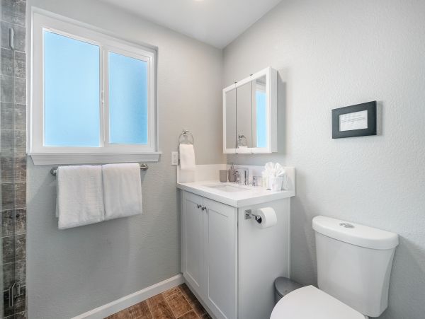 San Diego Beach Communities North Home 1028503