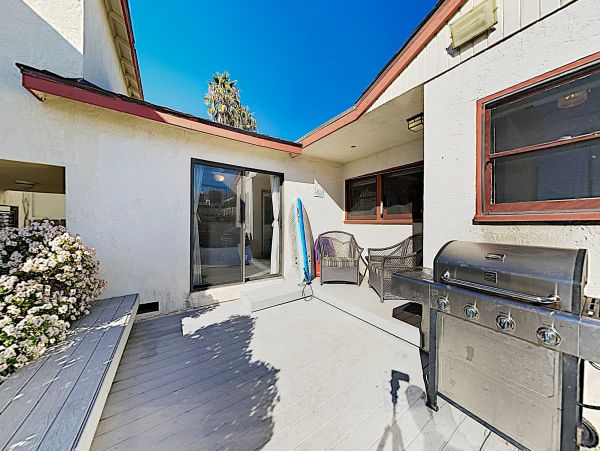 San Diego Beach Communities North Home 1028504