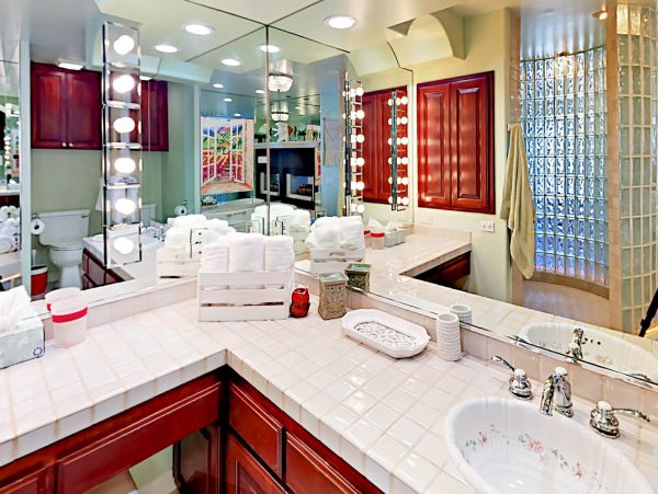 San Diego Beach Communities North Home 1028505