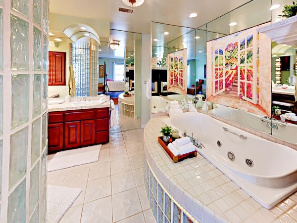 San Diego Beach Communities North Home 1028505