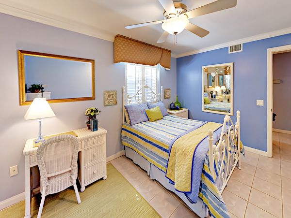 San Diego Beach Communities North Home 1028505