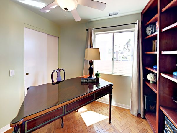 San Diego Beach Communities North Home 1028505