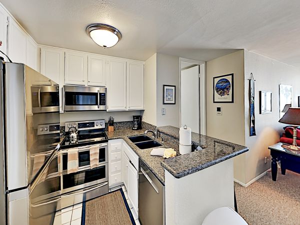 San Diego Beach Communities North Home 1028506