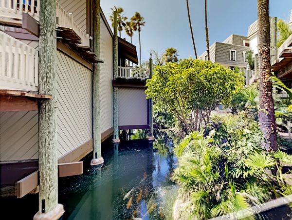 San Diego Beach Communities North Home 1028506