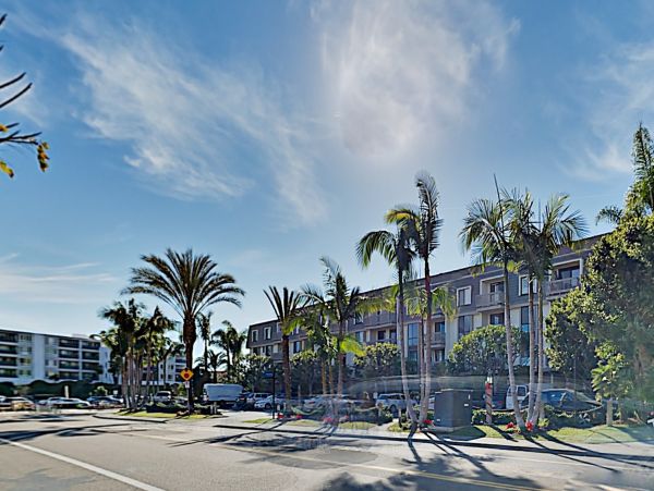 San Diego Beach Communities North Home 1028506