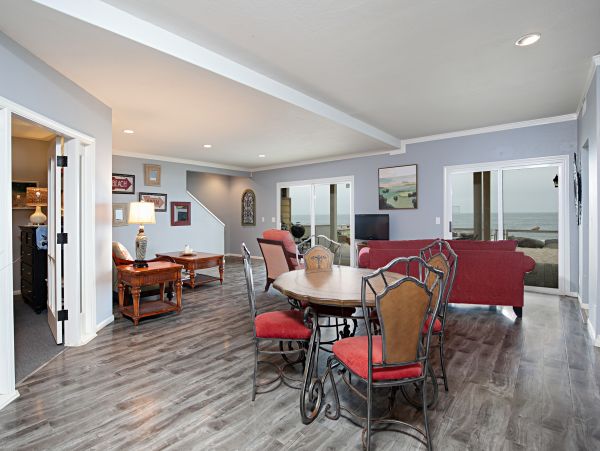 San Diego Beach Communities North Home 1028507
