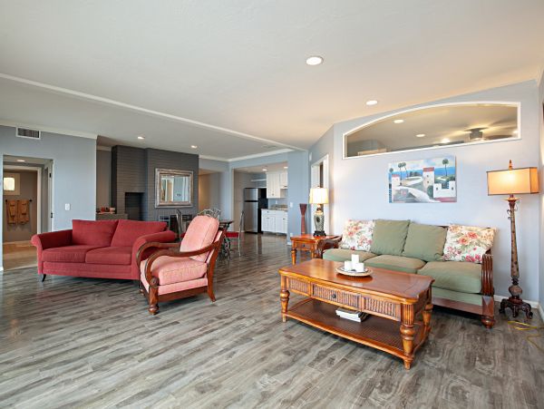 San Diego Beach Communities North Home 1028507