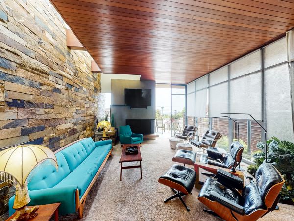 San Diego Beach Communities North Home 1028508